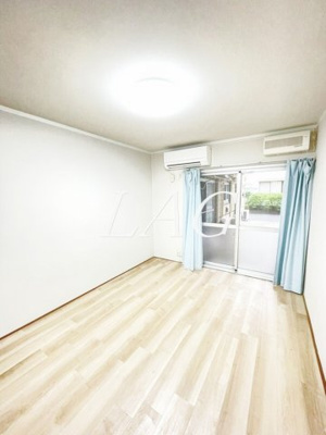 【居間・リビング】 | フラット町田 | 洋室のお部屋です。
