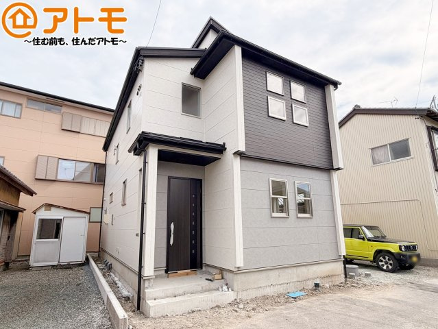 【外観】 | 藤枝市高岡4丁目　新築戸建　全1棟 | どっしりとした外観は安心感のあるマイホームを実感できますね♪
