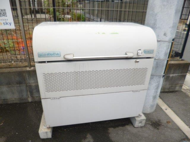 ＳｕｂＬｉｍｅのその他共用部分|敷地内ゴミＳＴ・当番なし。