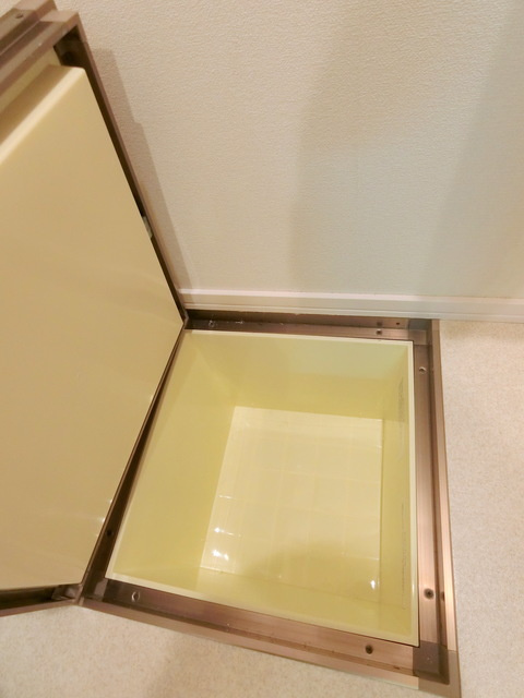 ハーブズ浜田山の内装|１階のお部屋の特権、床下収納が３ヶ所あります☆