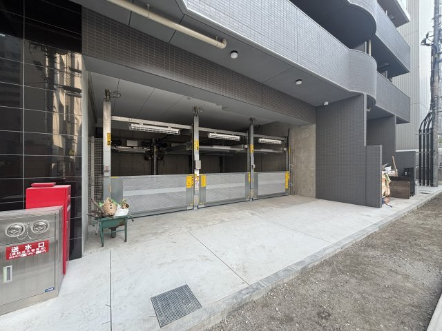 【駐車場】セレニテ神戸駅前アリエ