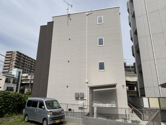 リブリ・鴨居の外観