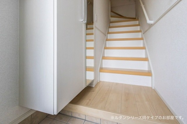 エスペランサＡの玄関