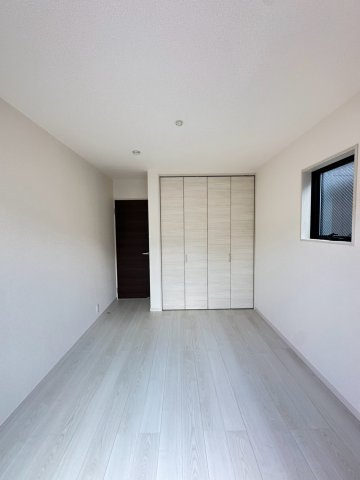 門真市島頭4丁目　1号棟の洋室