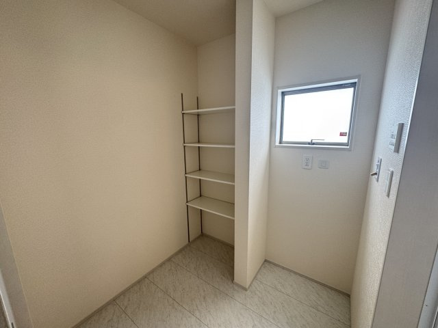 南城市玉城前川（全2棟）の脱衣所|2号棟　可動棚収納付き♪
