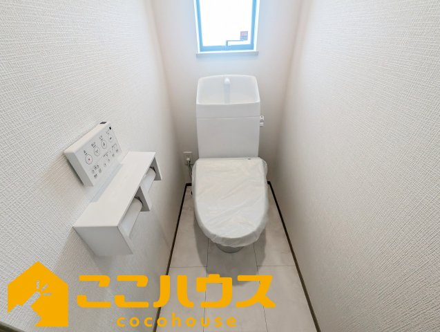 浦添市沢岻1丁目443番　新築戸建て　全5棟　D号棟のトイレ|2階トイレ