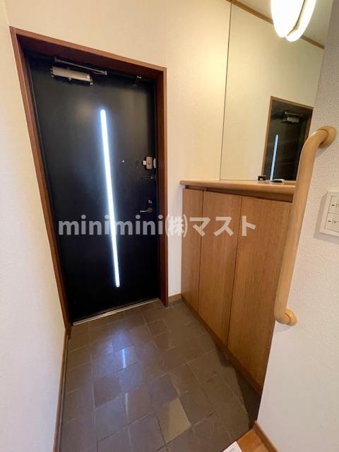 パークヒルズゼンボー大手前の玄関