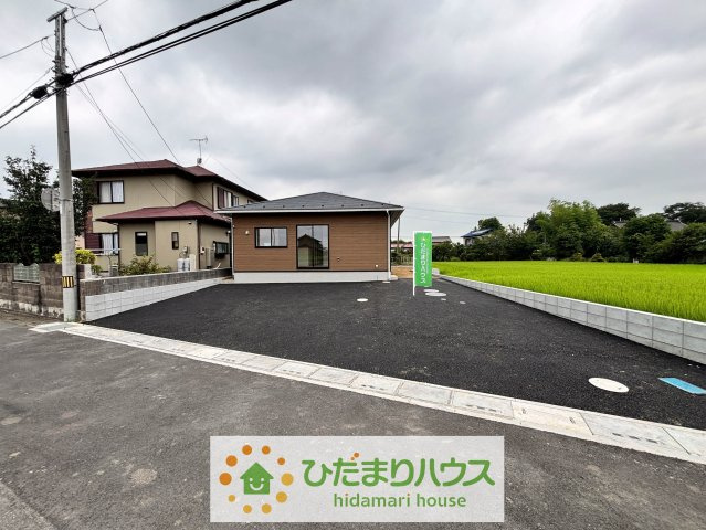 幸手市下吉羽第1　新築一戸建て　クレイドルガーデンの駐車場