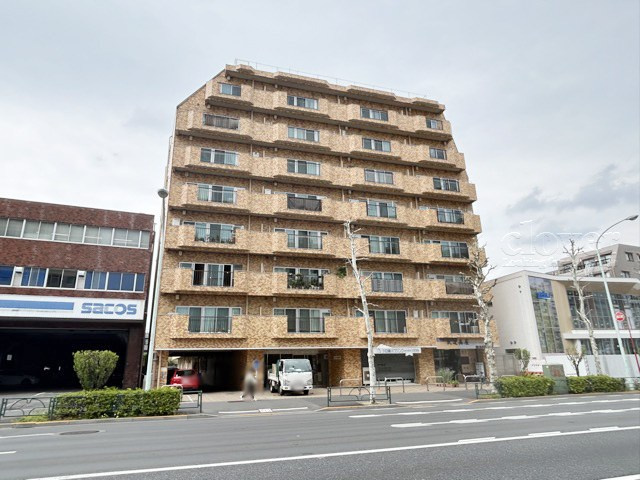 【現況写真】 | シャンボール新中野 | 前面道路と外観の様子です。～即日のご見学可能～　お問合せはお気軽にどうぞ。