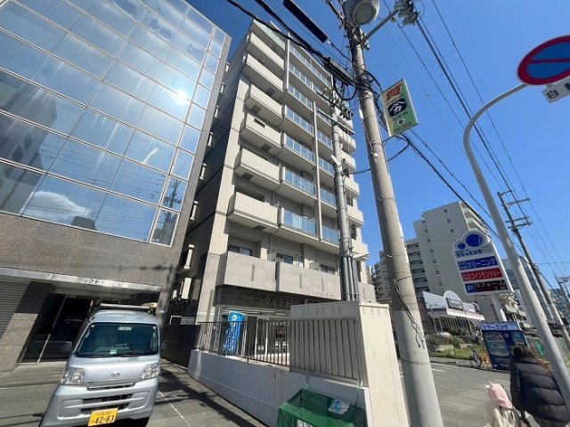 プルメリア新大阪の外観