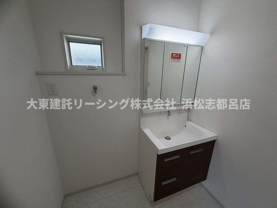 【独立洗面台】