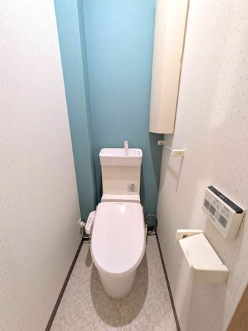 西宮市南昭和町のマンションのトイレ|落ち着いたトイレです