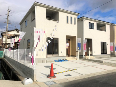 【外観】 | リーブルガーデン平群町吉新3期 全3棟 2号棟 | 施工例写真