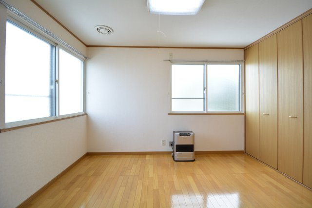 【洋室】 | コーポラス浪岡