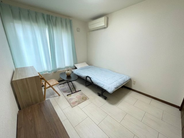 前田8条9丁目　一戸建ての洋室|1階約6帖の洋室　※室内写真は一部CG加工(家具・小物の削除等)を施しております。実際の状況とは異なる場合がございます。