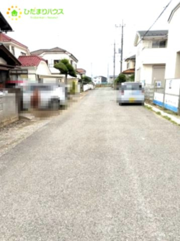木間ヶ瀬Ⅶ　新築戸建　1号棟の前面道路含む現地写真|接道：西側約4.84ｍ市道・南側約3.91ｍ私道