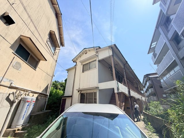神戸市垂水区下畑町のアパートの外観