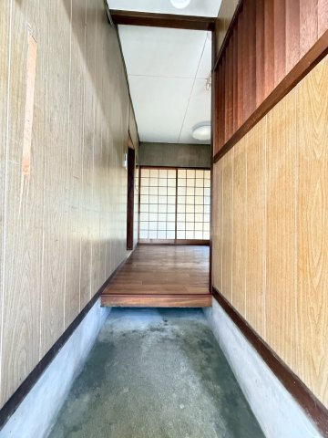 神戸市垂水区下畑町のアパートの玄関