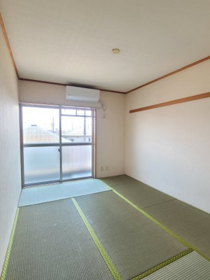 【和室】 | ソシア藤沢 | 6帖の和室は南向きで日中は照明いらず。