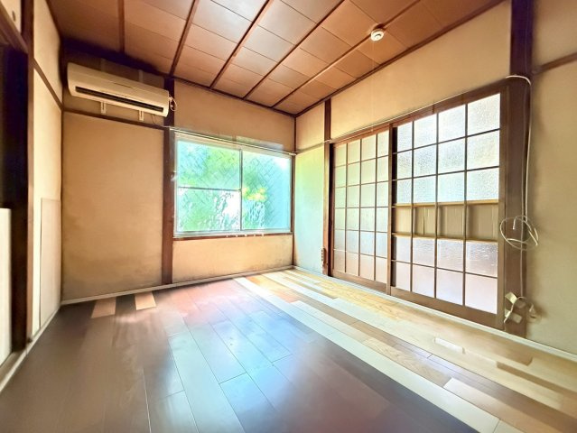 神戸市垂水区下畑町のアパートの洋室