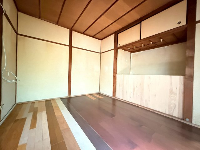 神戸市垂水区下畑町のアパートの寝室