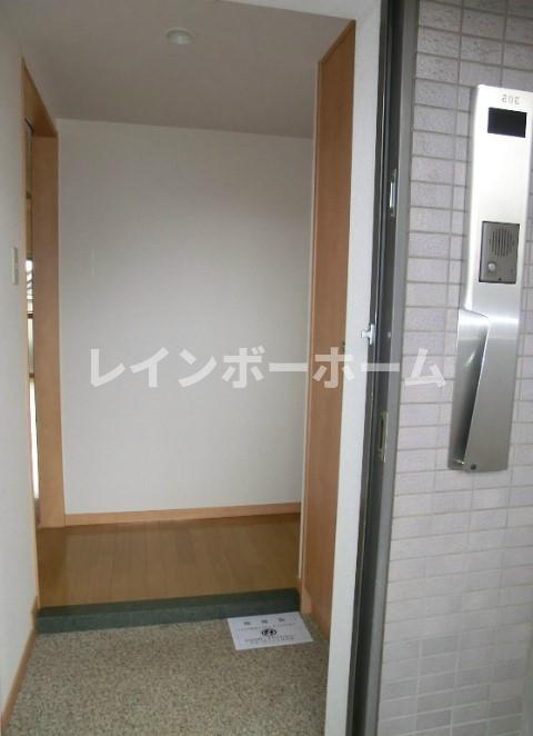 ブリランテふじみ野の玄関