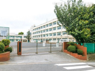  | 横浜市立中沢小学校まで90m