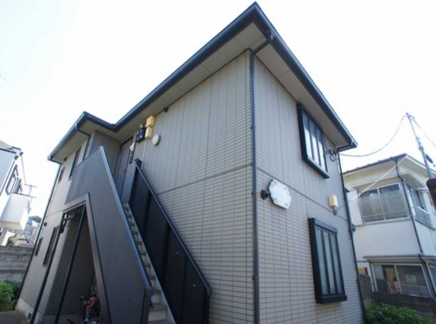グリーンテラスB　4方角部屋　家族向け　敷金0のエントランス