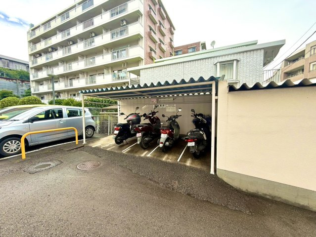 梶ヶ谷スカイマンションの設備|バイク通勤・ツーリングを楽しむ方にもおすすめです。