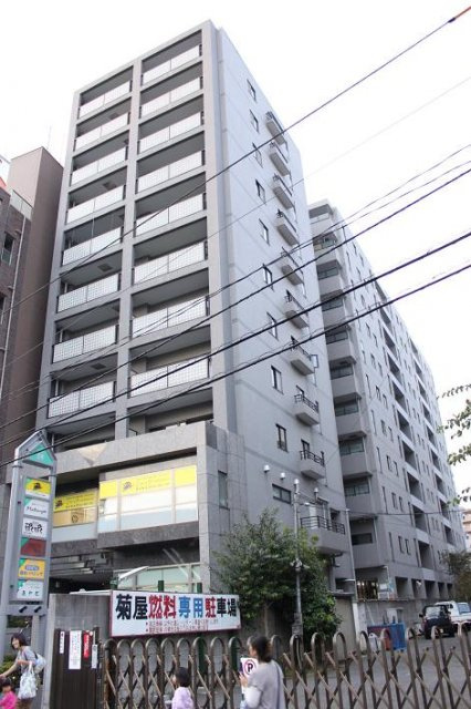 コートプラザ調布の外観