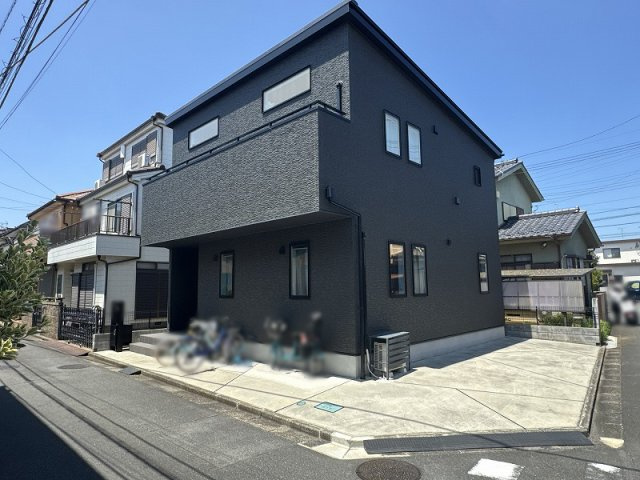 【外観】 | ふじみ野市駒林元町4丁目　中古一戸建住宅　(ふじみ野店) | 現地（2026年7月）撮影
令和4年7月築。ぜひ現地でご覧ください。（事前予約制）