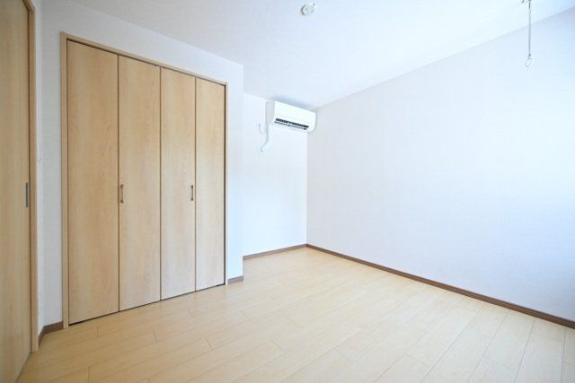 CENTRAL　GARDEN　RESIDENCE　TOKYOの洋室