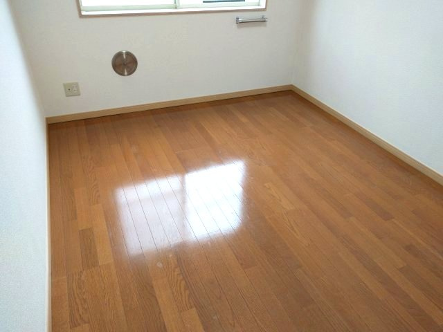リリックコート平和橋の洋室
