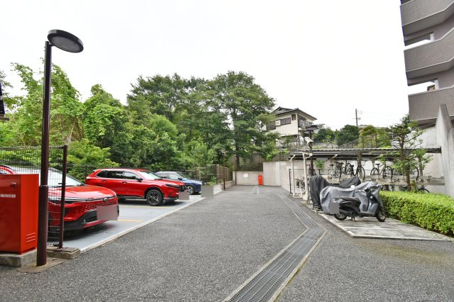 藤和シティコープ大宮宮原の駐車場