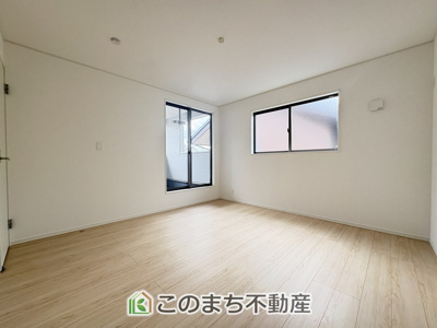 【洋室】 | CRADLE GARDEN真岡市荒町　第13　1号棟 | 窓が多く明るい室内が好印象☆