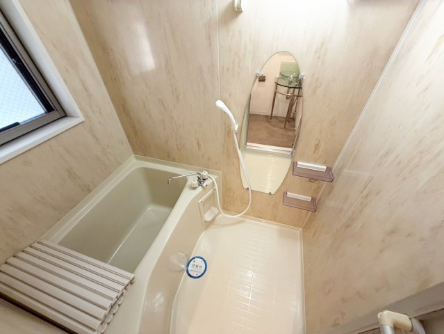 URBAN FLATS江坂の浴室