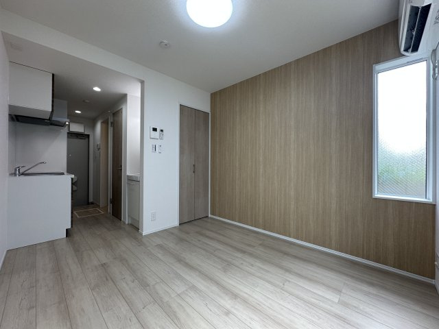 川崎市多摩区生田５丁目のアパートの居間・リビング