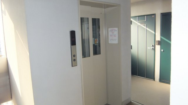 エスペランサＫ２のその他共用部分|エレベーターも御座います
