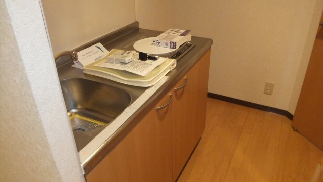 エスペランサＫ２のキッチン|ＩＨコンロ付きのキッチンです
