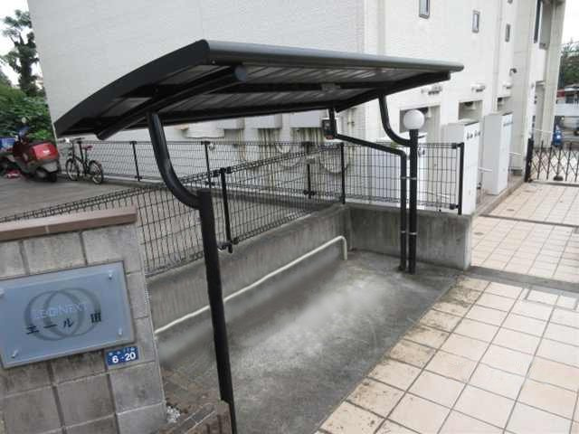 レオネクストエールⅢのその他|駐輪場