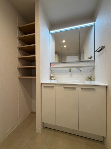 ロピア発寒中央ステーションの独立洗面台