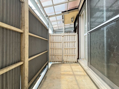 【バルコニー】 | 箕面市瀬川2丁目貸家