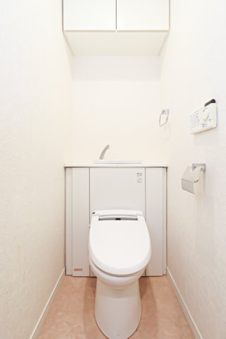 サヴォイグランデス　6階のトイレ|別号室のものになります。現状優先になります。