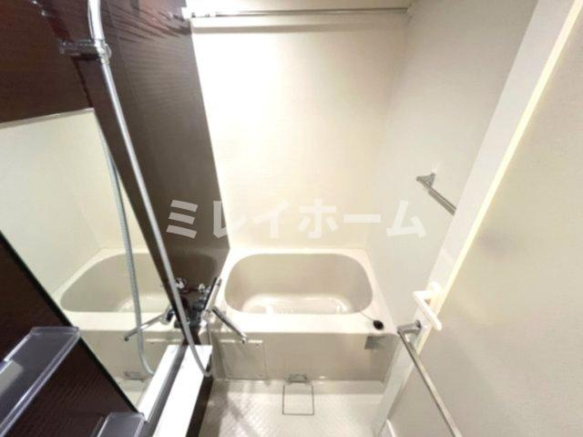 ARCOBALENO HANEDAⅡの浴室|同建物内別のお部屋の参考写真になります。