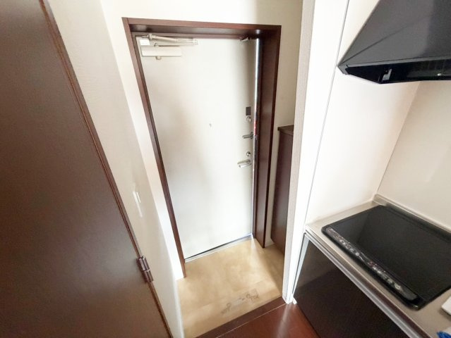 URBAN FLATS江坂の玄関