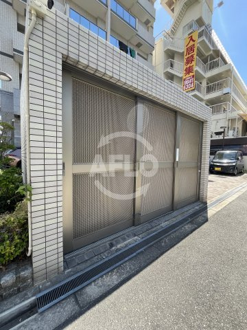 プルメリア新大阪の内装|ゴミ置き場