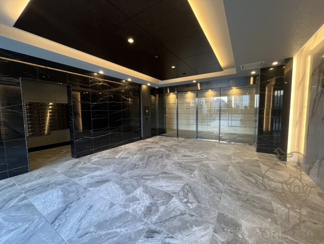 S-RESIDENCE福島diverseのエントランス