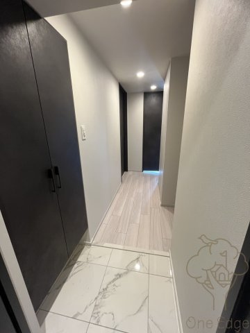 S-RESIDENCE福島diverseの玄関
