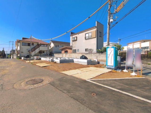 ふじみ野市上ノ原２丁目の新築一戸建の前面道路含む現地写真