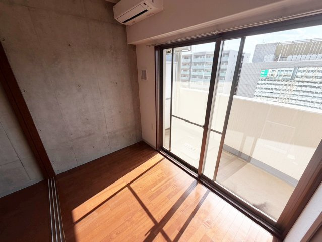 URBAN FLATS江坂のバルコニー